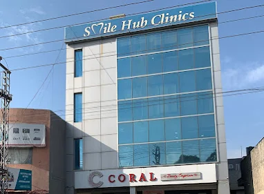 Smile Hub Clinics logo